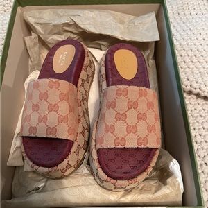 Gucci Angelina Logo-detailed Coated canvas platform sandals